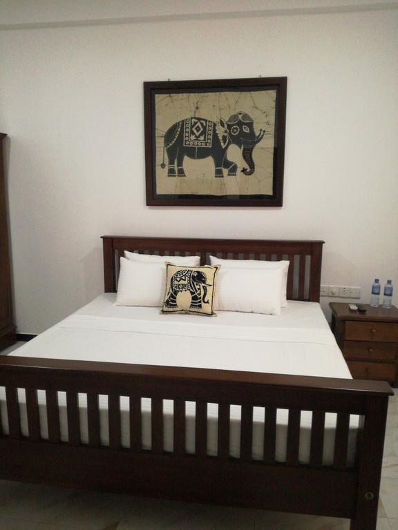 Bianco Terrace Hotel เนกอมโบ ภายนอก รูปภาพ