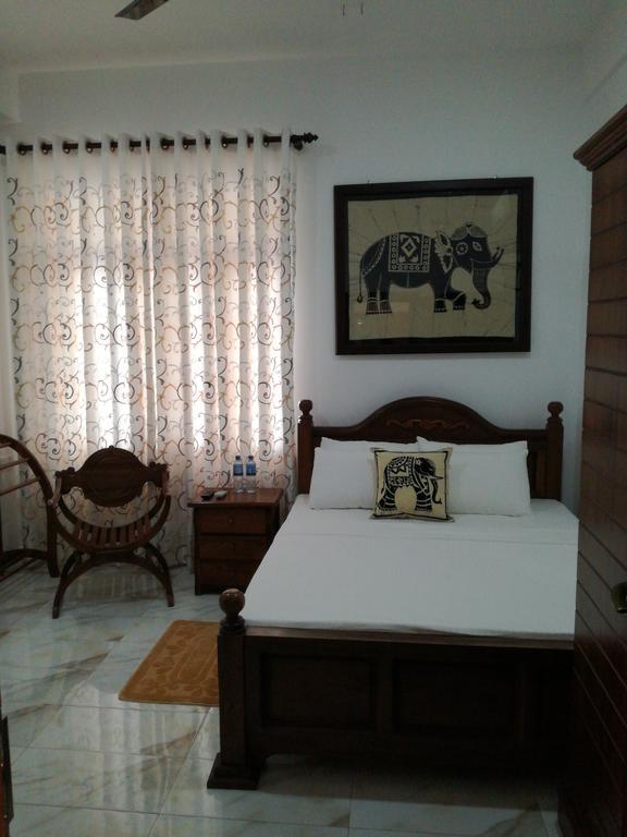 Bianco Terrace Hotel เนกอมโบ ภายนอก รูปภาพ