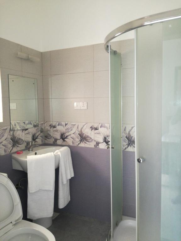 Bianco Terrace Hotel เนกอมโบ ภายนอก รูปภาพ