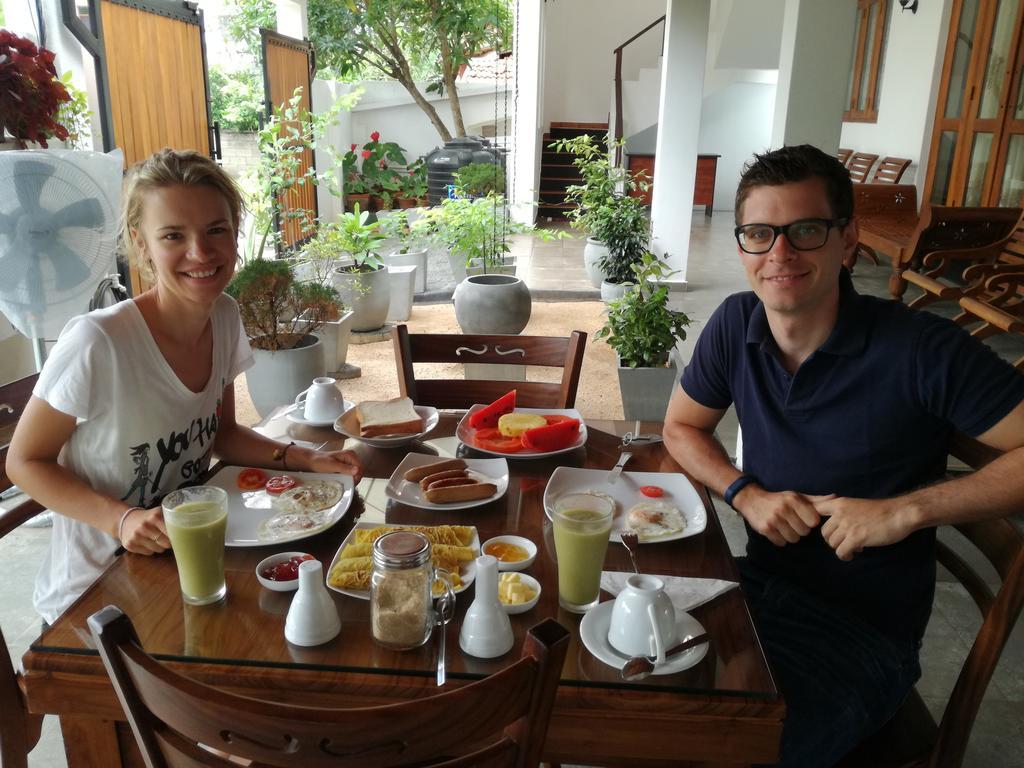 Bianco Terrace Hotel เนกอมโบ ภายนอก รูปภาพ